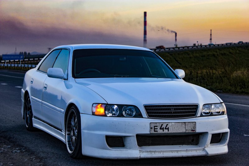 Toyota Chaser 1