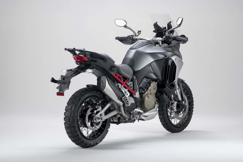 Ducati Multistrada v4