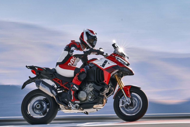 Ducati Multistrada v4