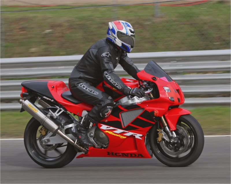 Хонда Втр 1000ф