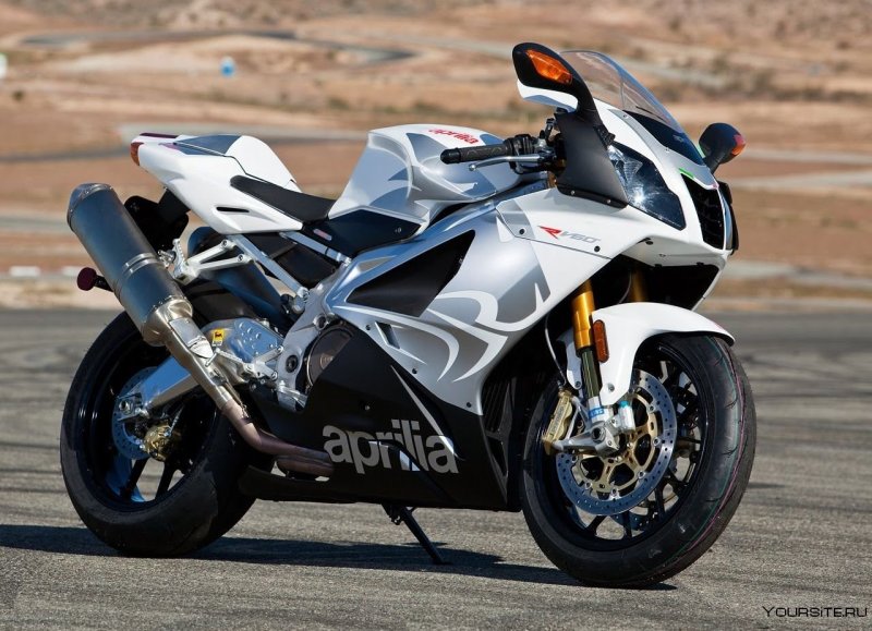 Aprilia RSV 1000 R