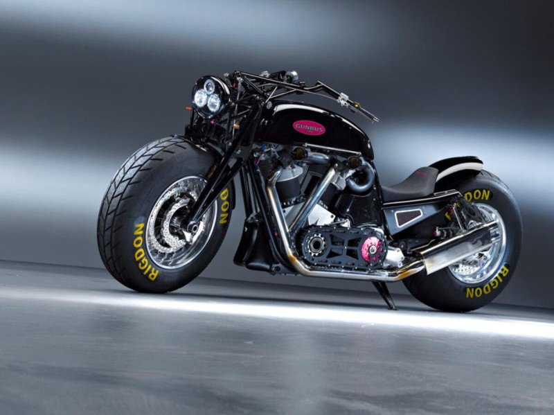 Мощный мотоцикл