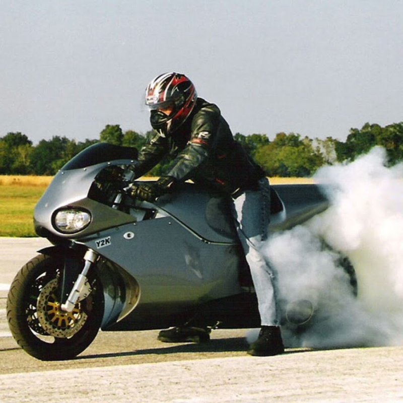 MTT Turbine Superbike y2k