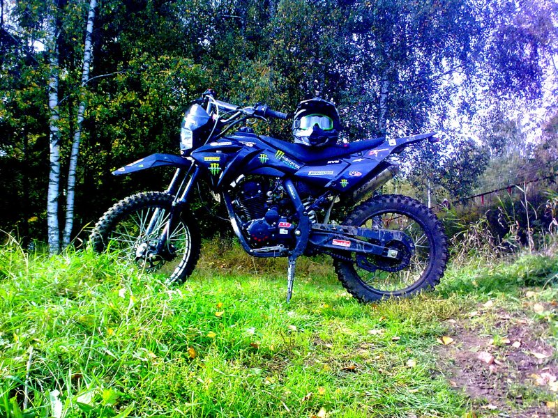 Кроссовый мотоцикл TTR 250