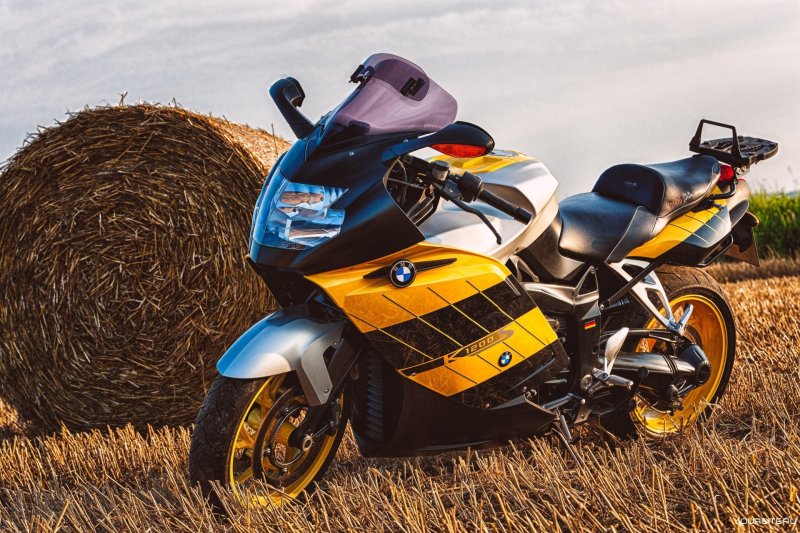 Мотоцикл BMW k4