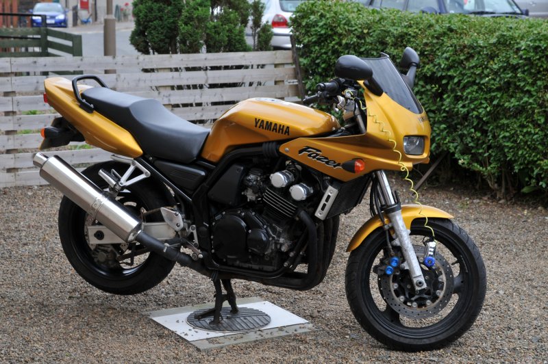 Yamaha FZ 600 fazer