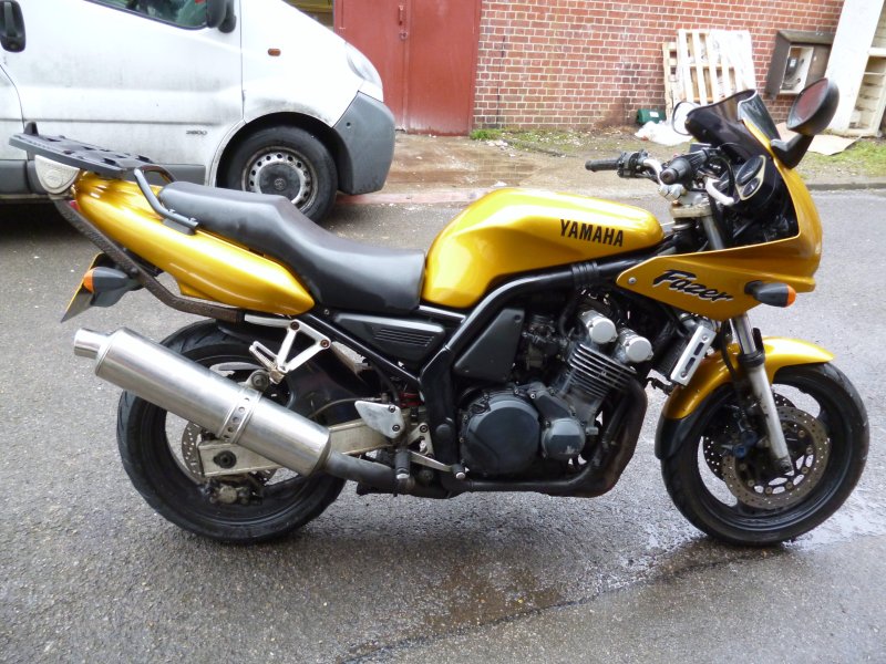 Yamaha fz600 1998