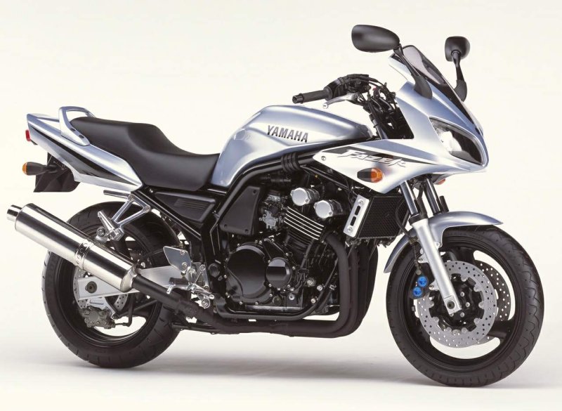 Yamaha fzs600 fazer 2002