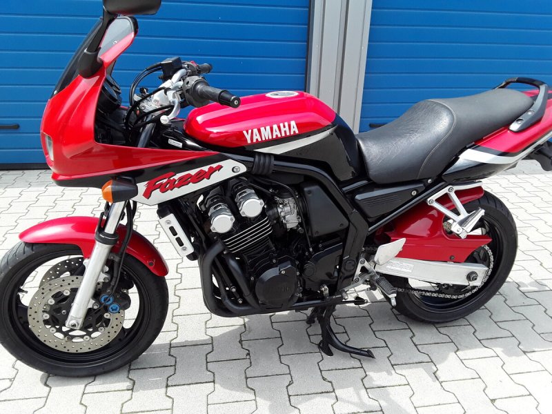 Ямаха ФЗС 600