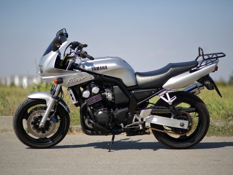 Yamaha FZS 600 fazer