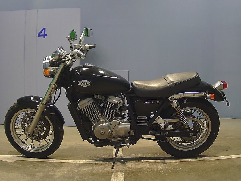 Honda VRX 600