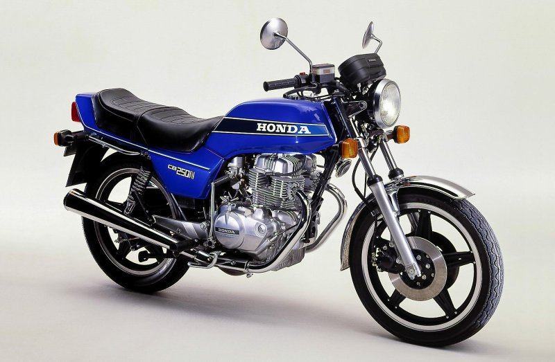 Honda cb250t Hawk