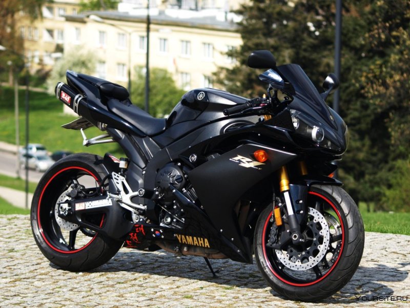 Yamaha YZF-r1 черный