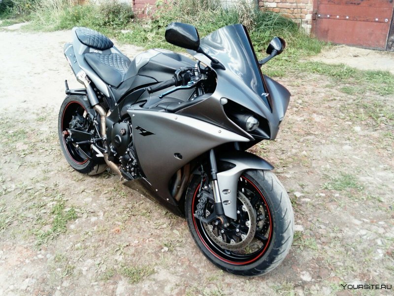 Yamaha YZF r1 чёрный матовый