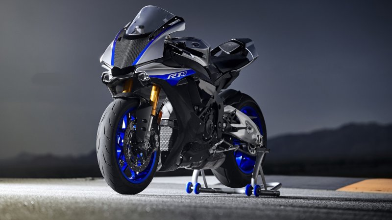 YZF r1 2021