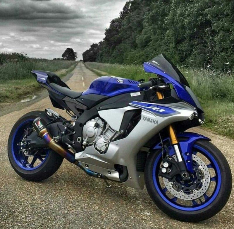 Yamaha YZF r8