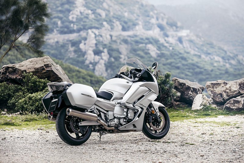 Yamaha fjr1300as