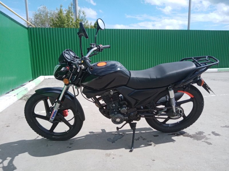 Racer Irbis GS 150