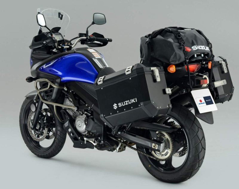 Сузуки v Strom 650 2014