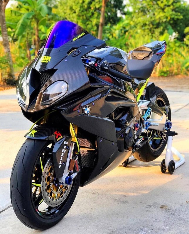 БМВ 1000 RR