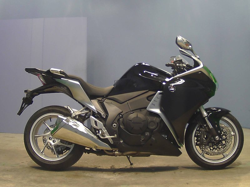Suzuki VFR