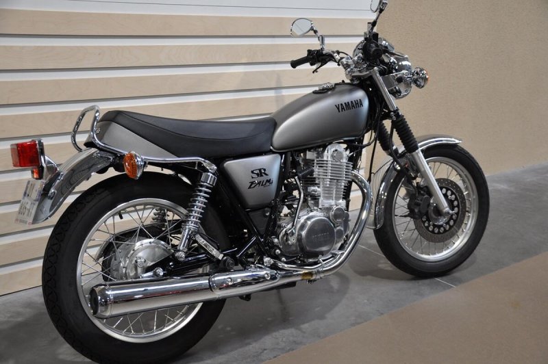 Yamaha sr400 SR