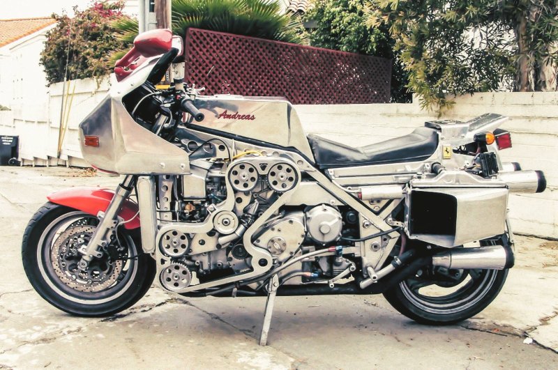 Мотоцикл Урал с v8