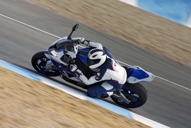 BMW s1000rr hp4 2013