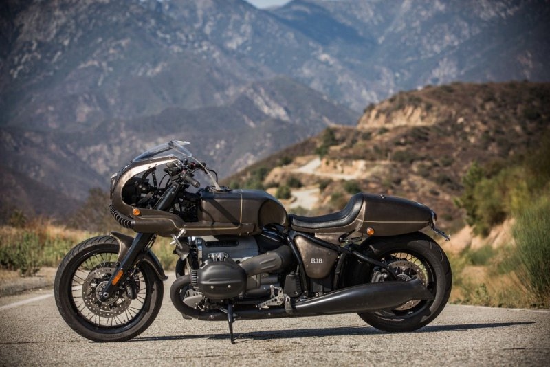 BMW r18 Custom