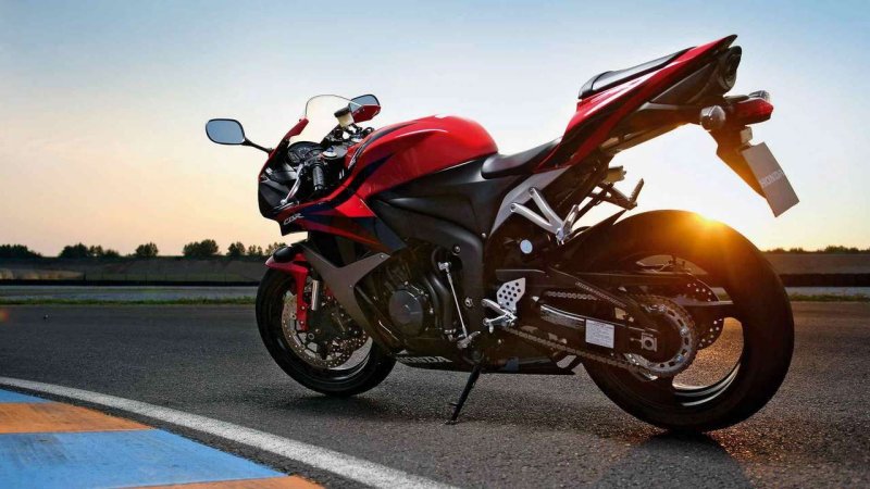 Мотоцикл Honda CBR 600