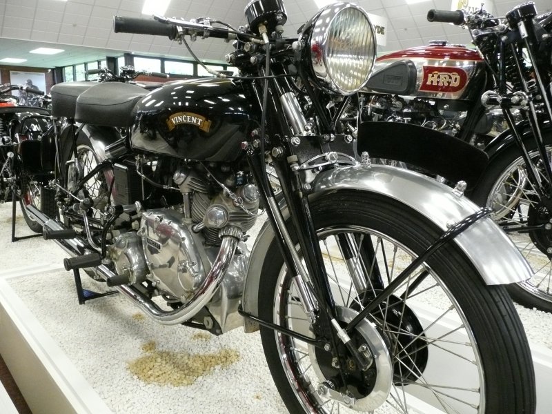 Vincent Comet 500;