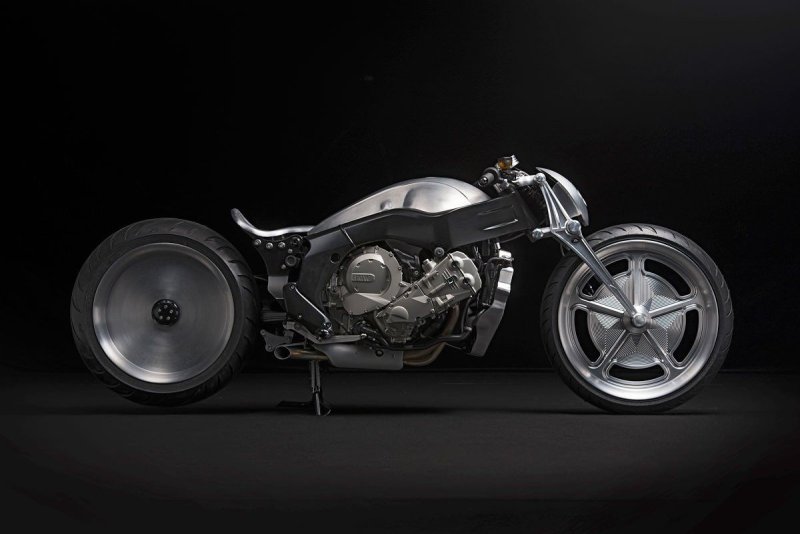 BMW k1600 Custom