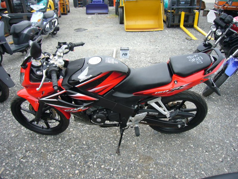 Honda 150 кубов мотоцикл