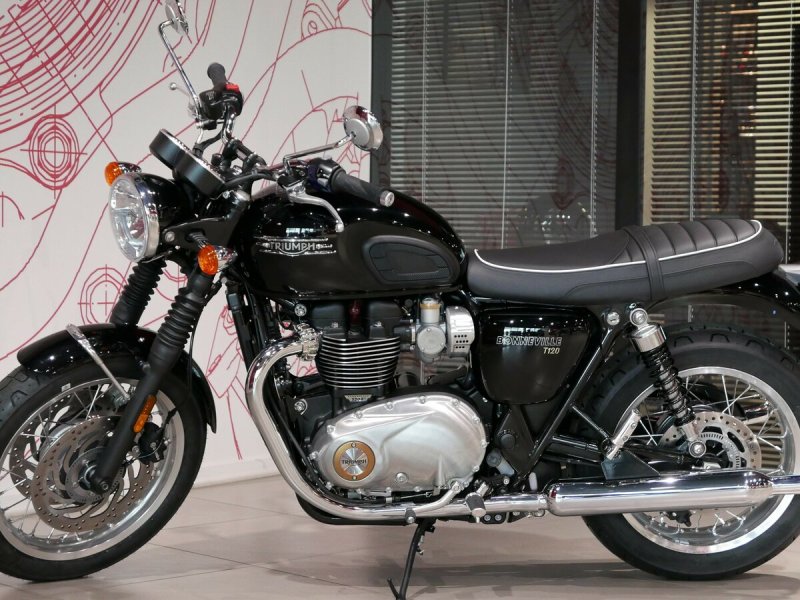 Bonneville t120 2022