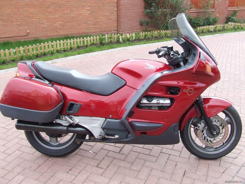 Honda st1100