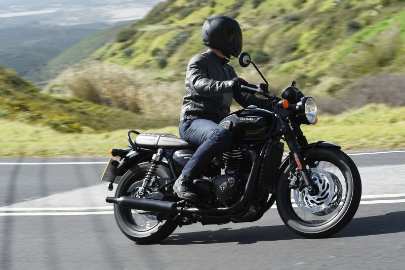 Мото Triumph Bonneville t1200 Black