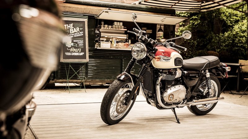 Triumph Bonneville t100 ретро