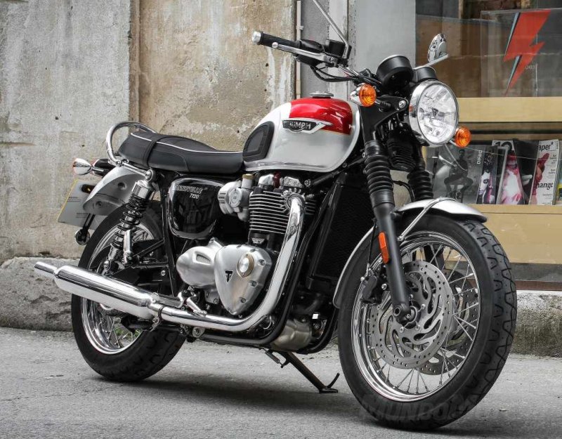 Triumph Bonneville t120 старый