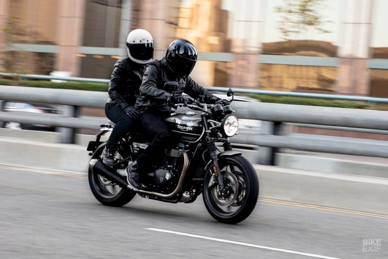 Триумф Speed Twin
