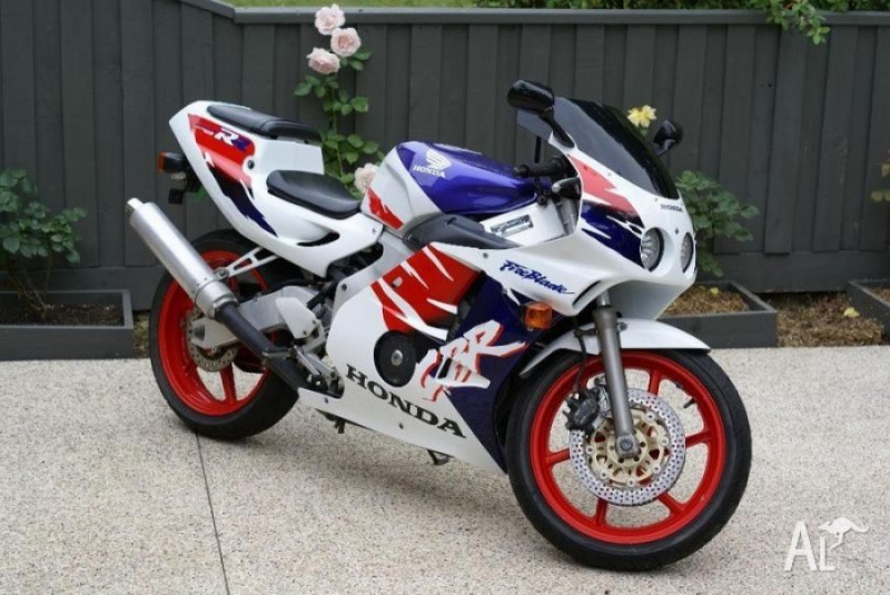 Honda cbr250rr mc22