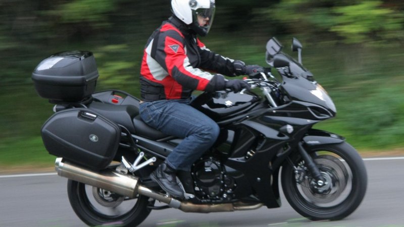 Сузуки gsx1250fa девушки
