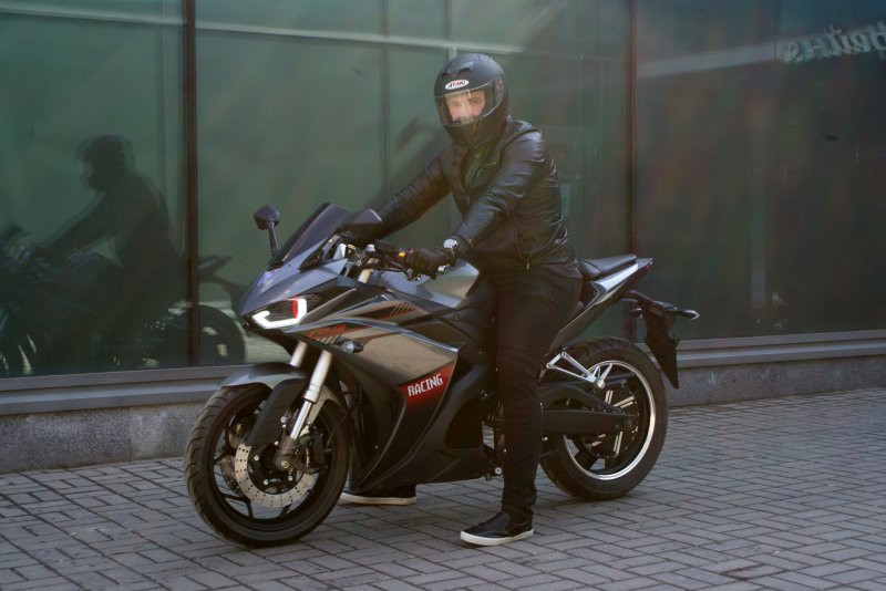 Электромотоцикл 5000w r3