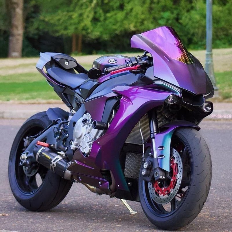 Спортбайк Ямаха r1