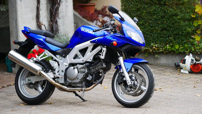 Suzuki sv650 1999