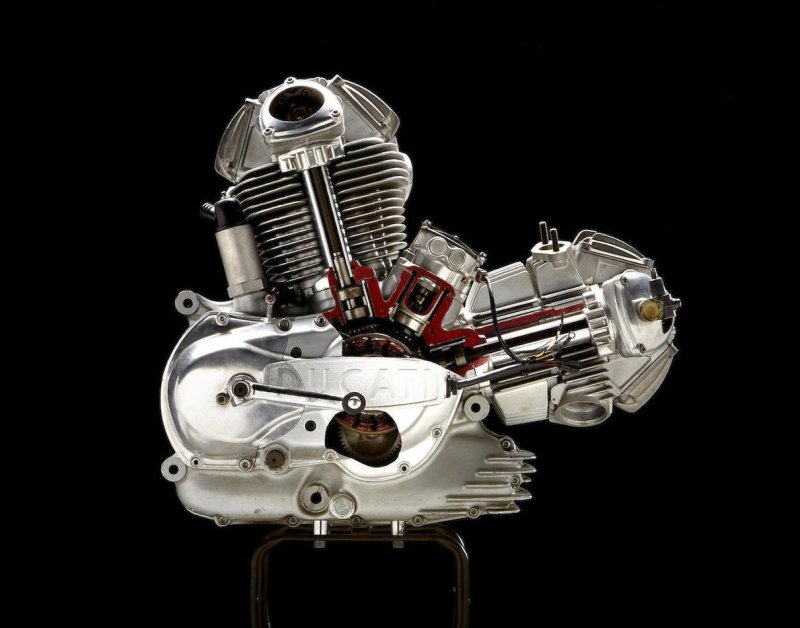 Двигатель мотоцикла Ducati