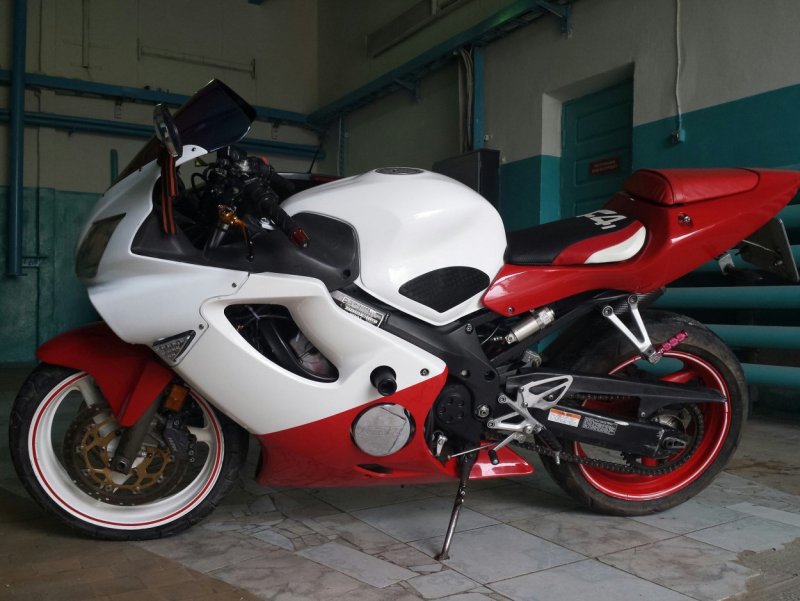 Honda CBR 600 f4