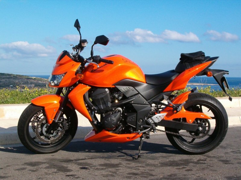 Мотоцикл Kawasaki z750
