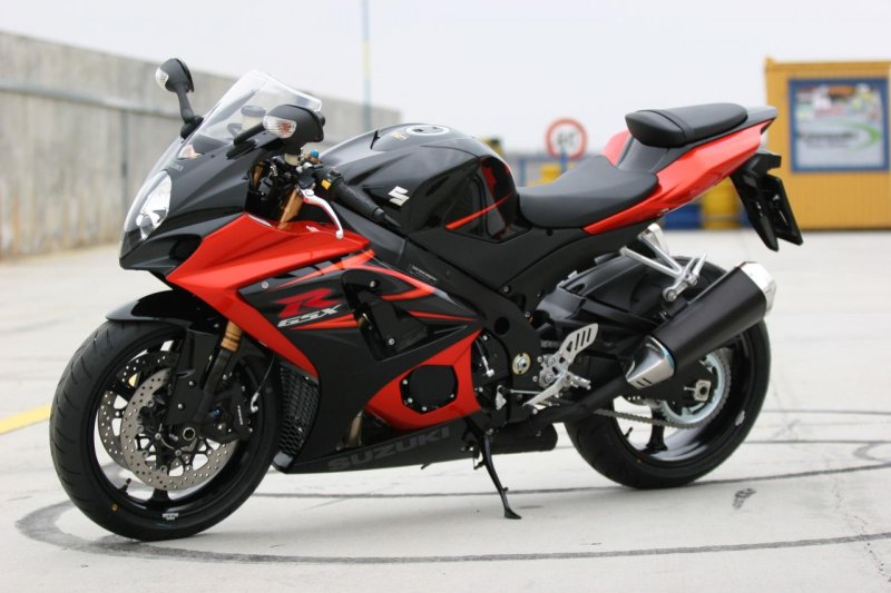 Suzuki GSXR 1000 k7