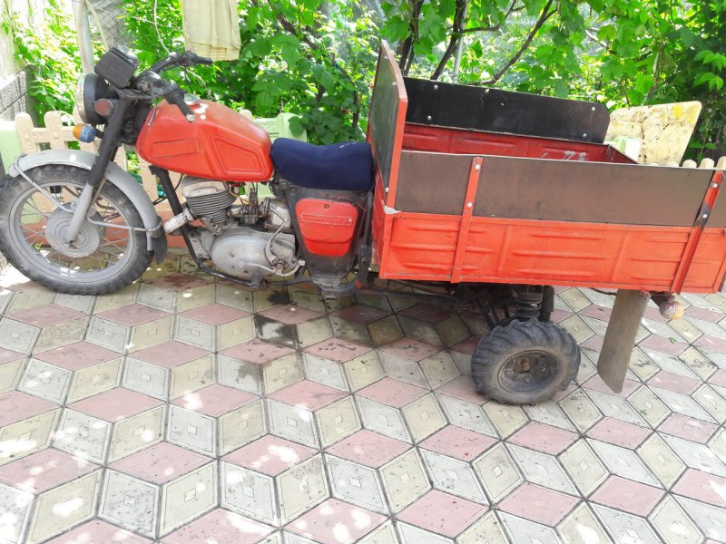 Грузовой мотоцикл ИЖ