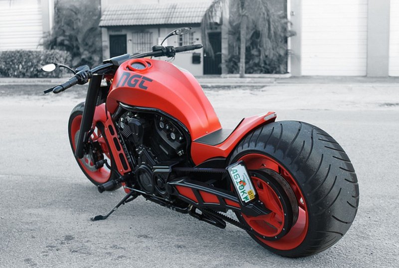 V Rod Harley Davidson Red